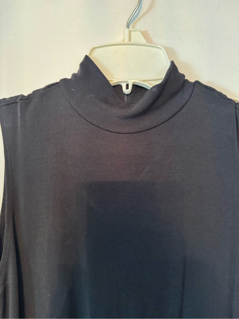 Liz Claiborne Black Sleeveless Mock Neck Maxi Dress - Picture 2 of 4